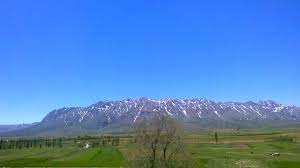 امدادرسانی به عشایر ساکن در شهرستان های فریدن و بوئین میاندشت در پی بارش های اخیر